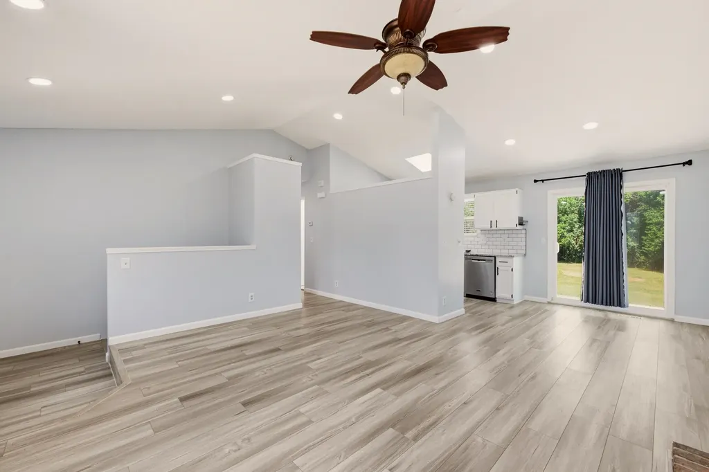 2530 N Beacon Hill Street Wichita KS 67220