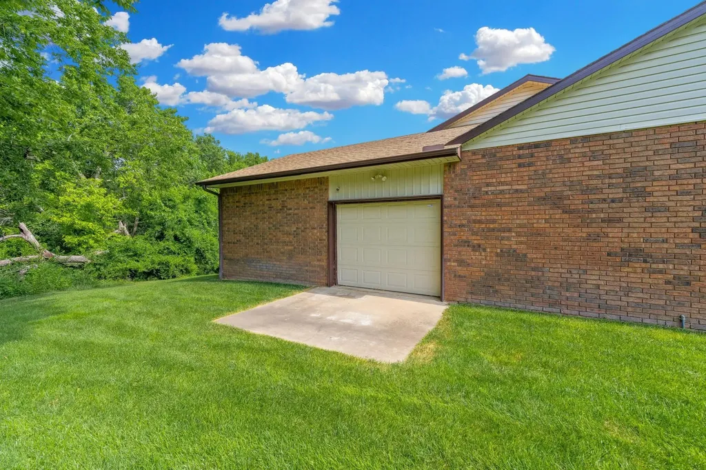 1531 N Milton Derby KS 67037