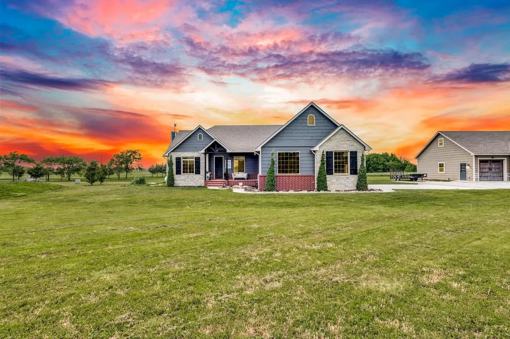 5651 S 127th Derby KS 67037
