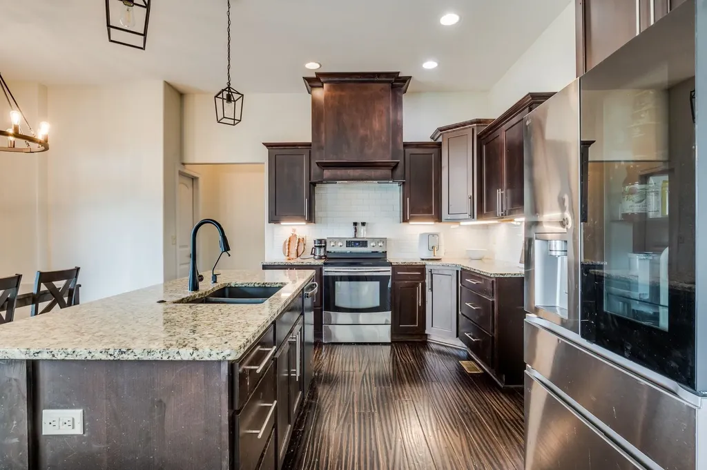 5651 S 127th Derby KS 67037