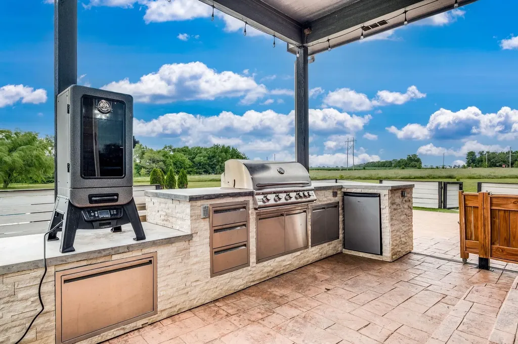 5651 S 127th Derby KS 67037
