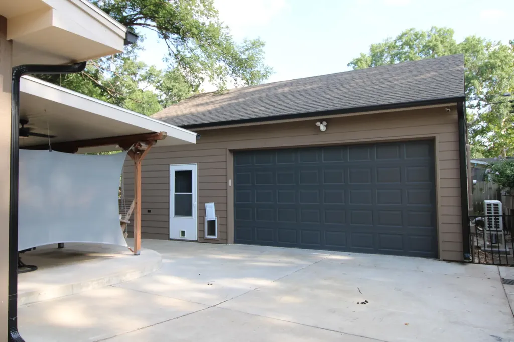 9701 W Kenny Lane Wichita KS 67212