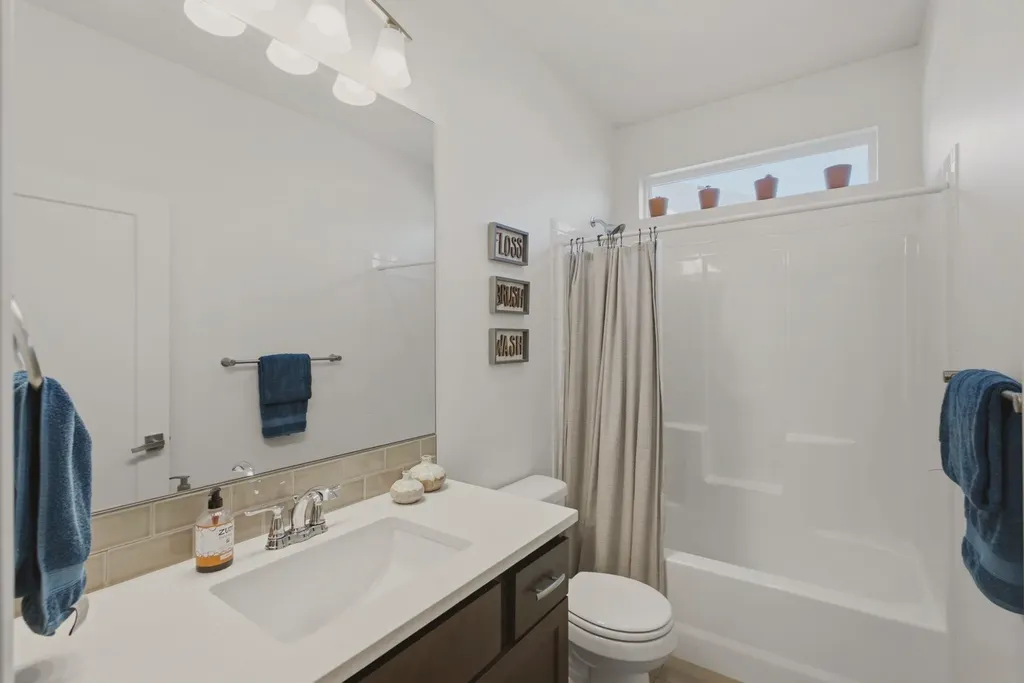 8206 W Kackley Circle Wichita KS 67205