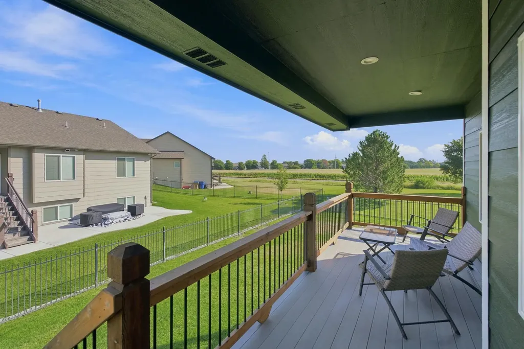 8206 W Kackley Circle Wichita KS 67205