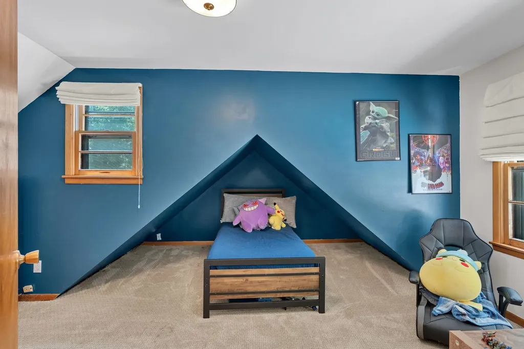 633 S Broadview Wichita KS 67218