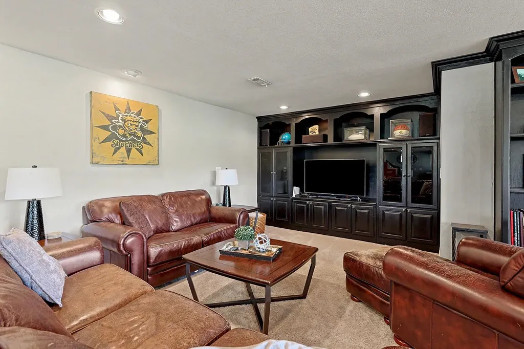 7716 W Central Park Street Wichita KS 67205