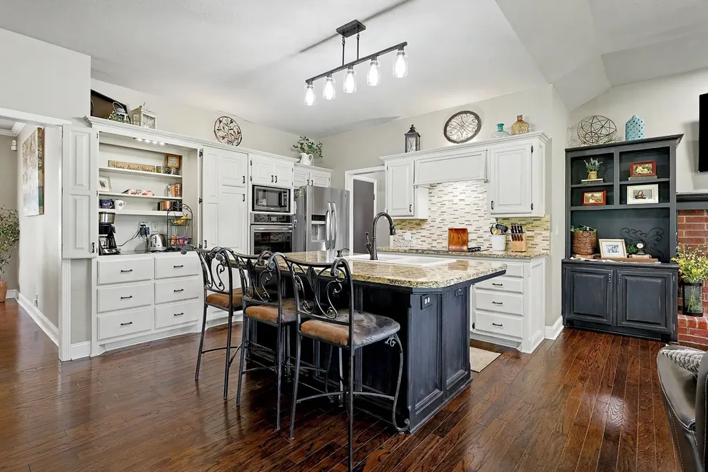 7716 W Central Park Street Wichita KS 67205
