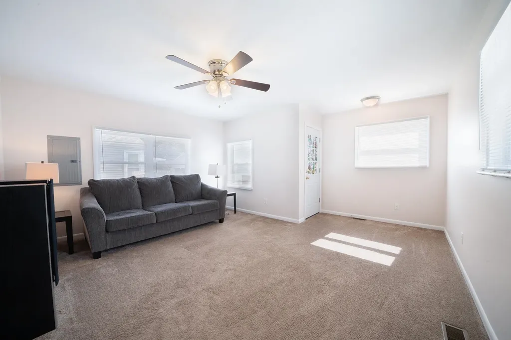 2260 S Victoria Street Wichita KS 67211