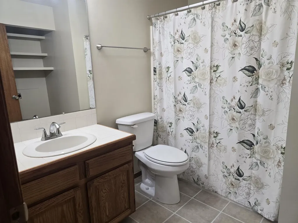 3809 N Rushwood Wichita KS 67226