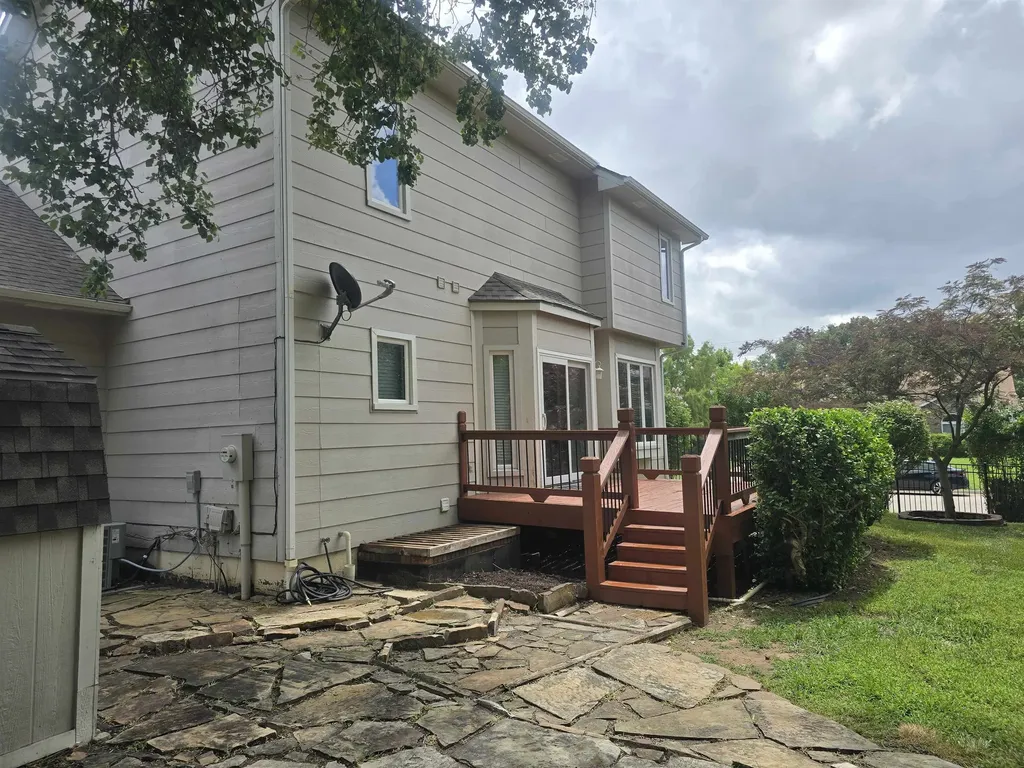 3809 N Rushwood Wichita KS 67226