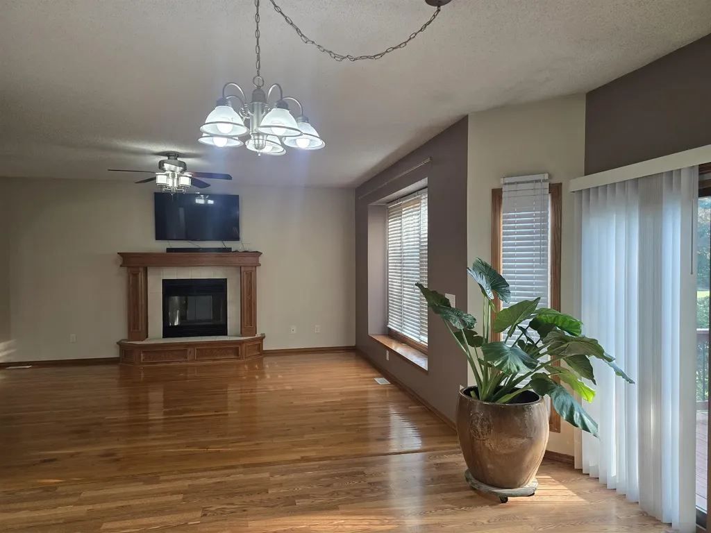 3809 N Rushwood Wichita KS 67226