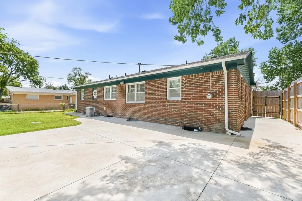 8144 E Indianapolis Wichita KS 67207