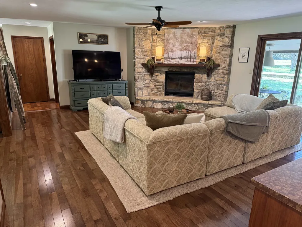 2017 E Chestnut Avenue Arkansas City KS 67005