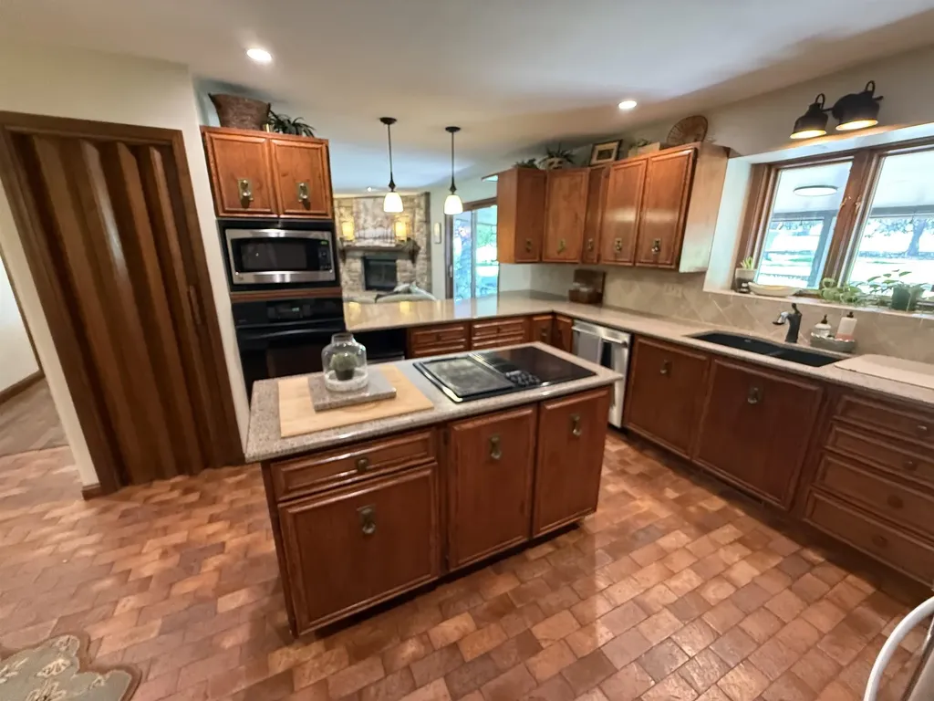 2017 E Chestnut Avenue Arkansas City KS 67005