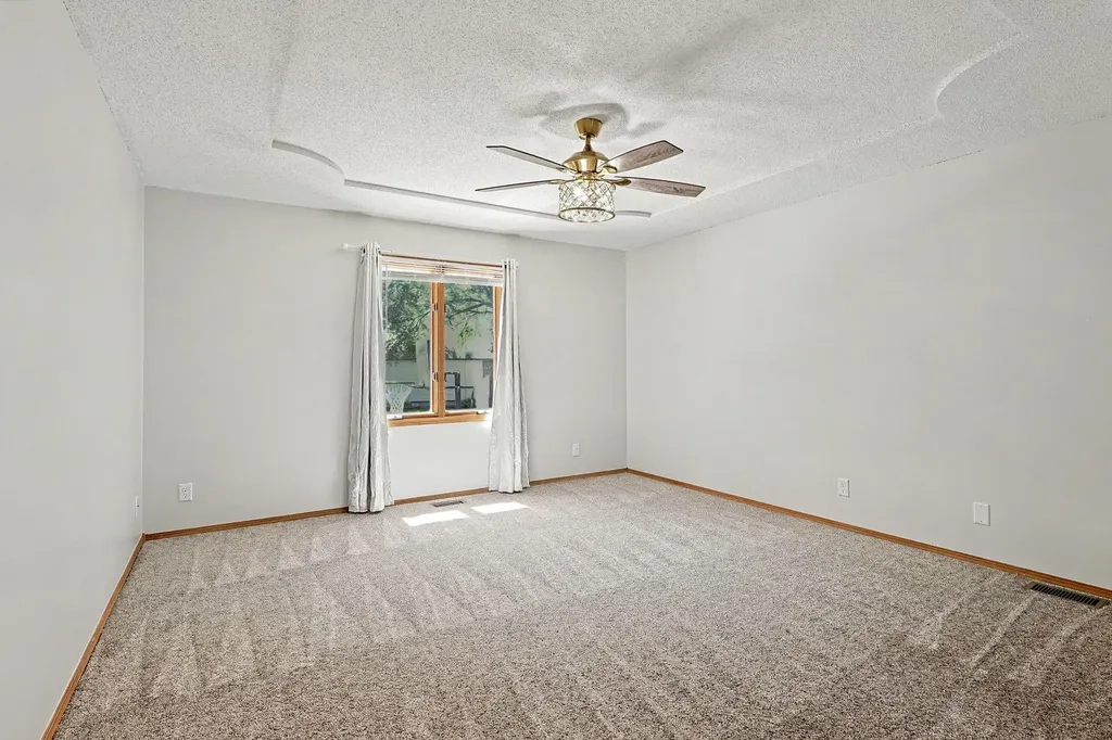 254 N Lakeside Drive Andover KS 67002
