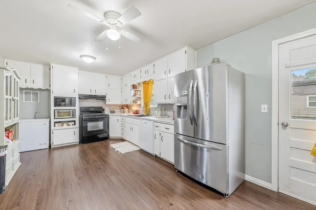 224 W Poplar Arkansas City KS 67005