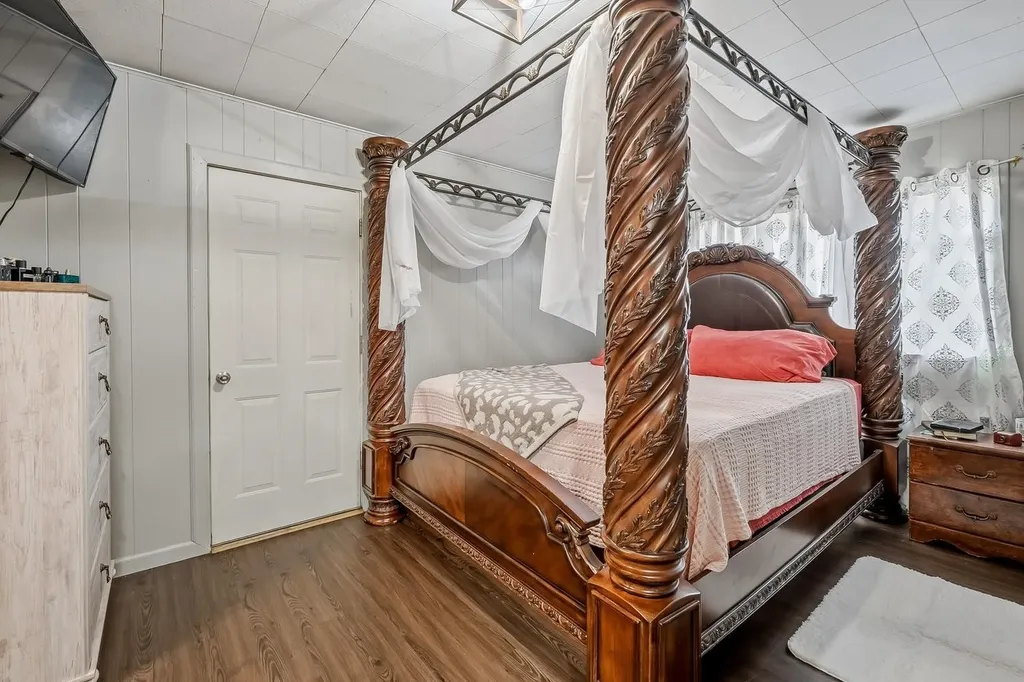 224 W Poplar Arkansas City KS 67005
