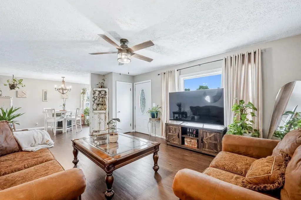 224 W Poplar Arkansas City KS 67005
