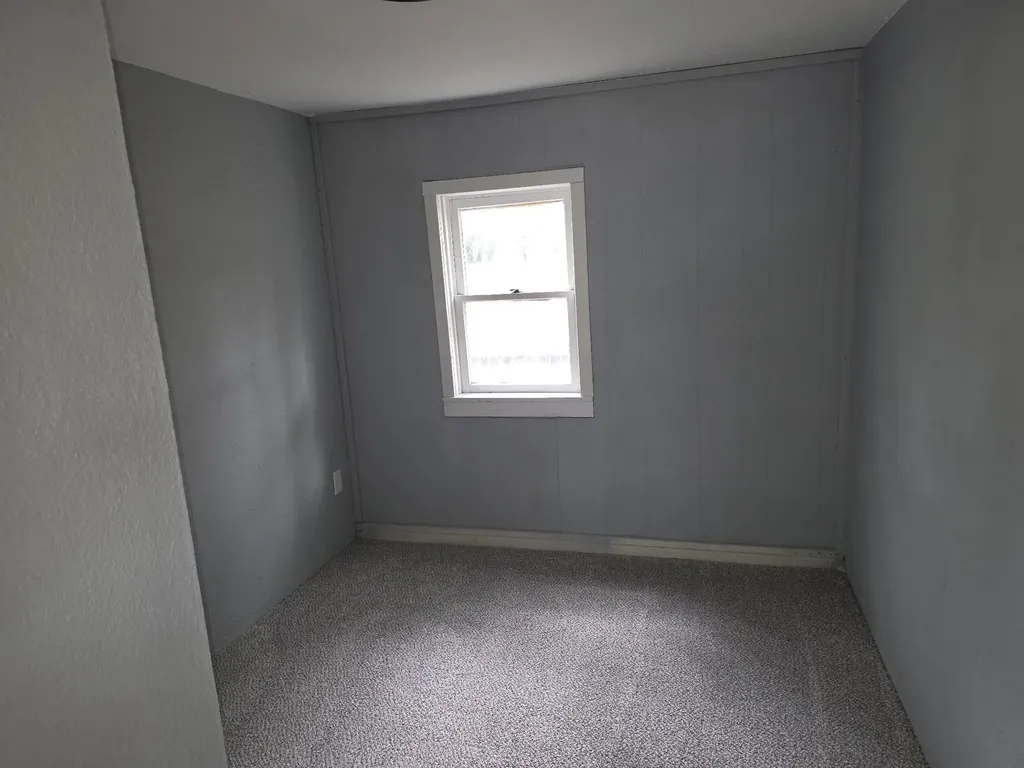4521 W Newell Avenue Wichita KS 67212