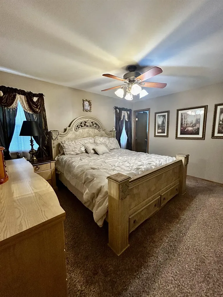 2425 N Beacon Hill Wichita KS 67220