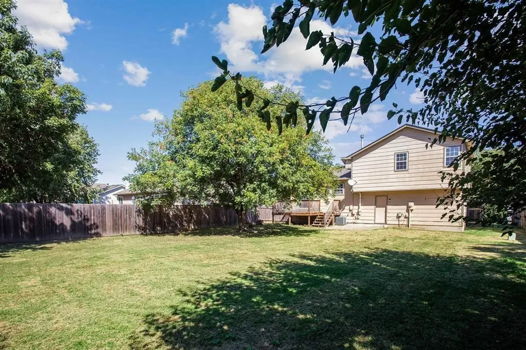 2425 N Beacon Hill Wichita KS 67220