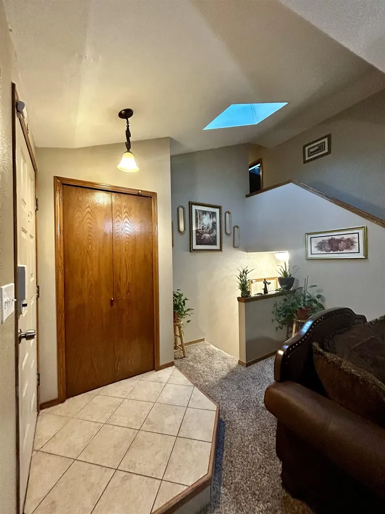 2425 N Beacon Hill Wichita KS 67220