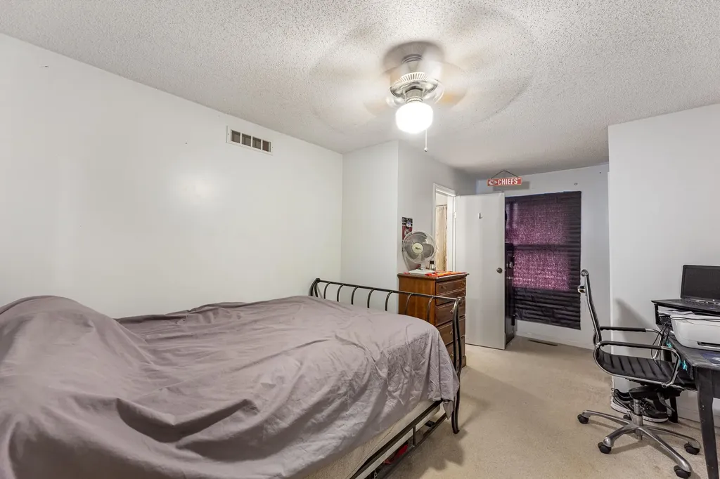 505 Sweezy Halstead KS 67056