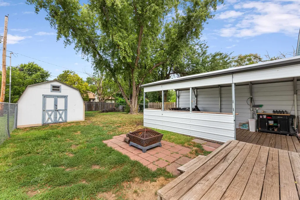 505 Sweezy Halstead KS 67056
