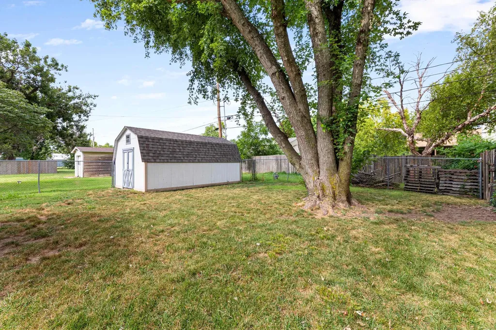 505 Sweezy Halstead KS 67056