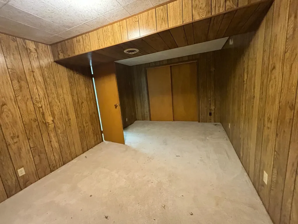 528 W 7th Haysville KS 67060