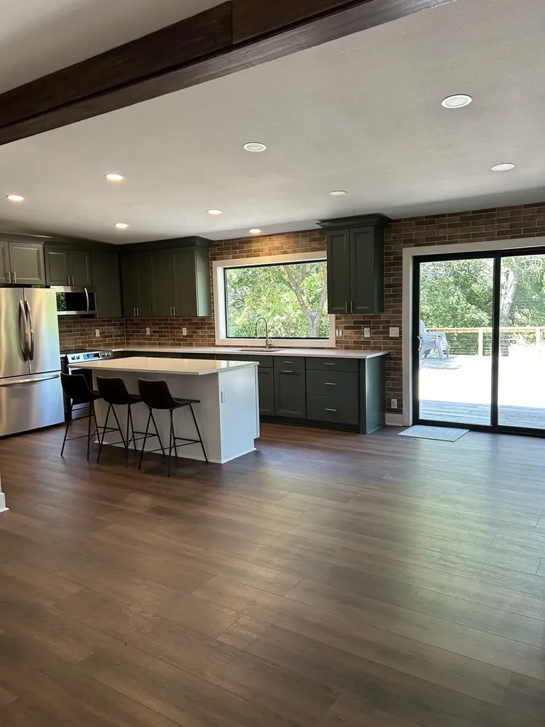 14432 91st Winfield KS 67156