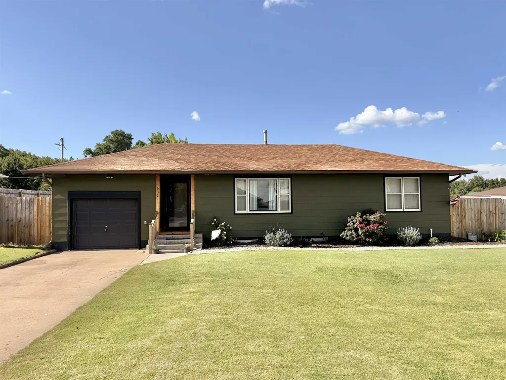 632 W G Kingman KS 67068