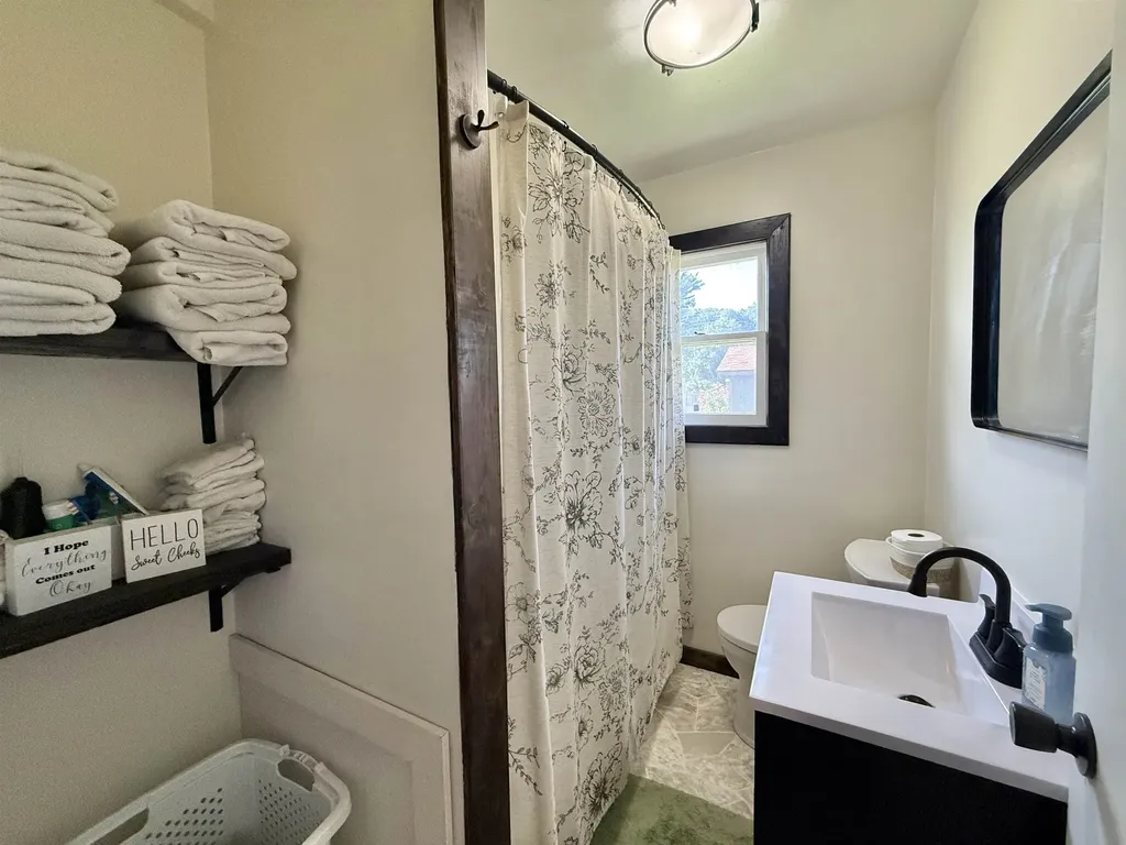 632 W G Kingman KS 67068