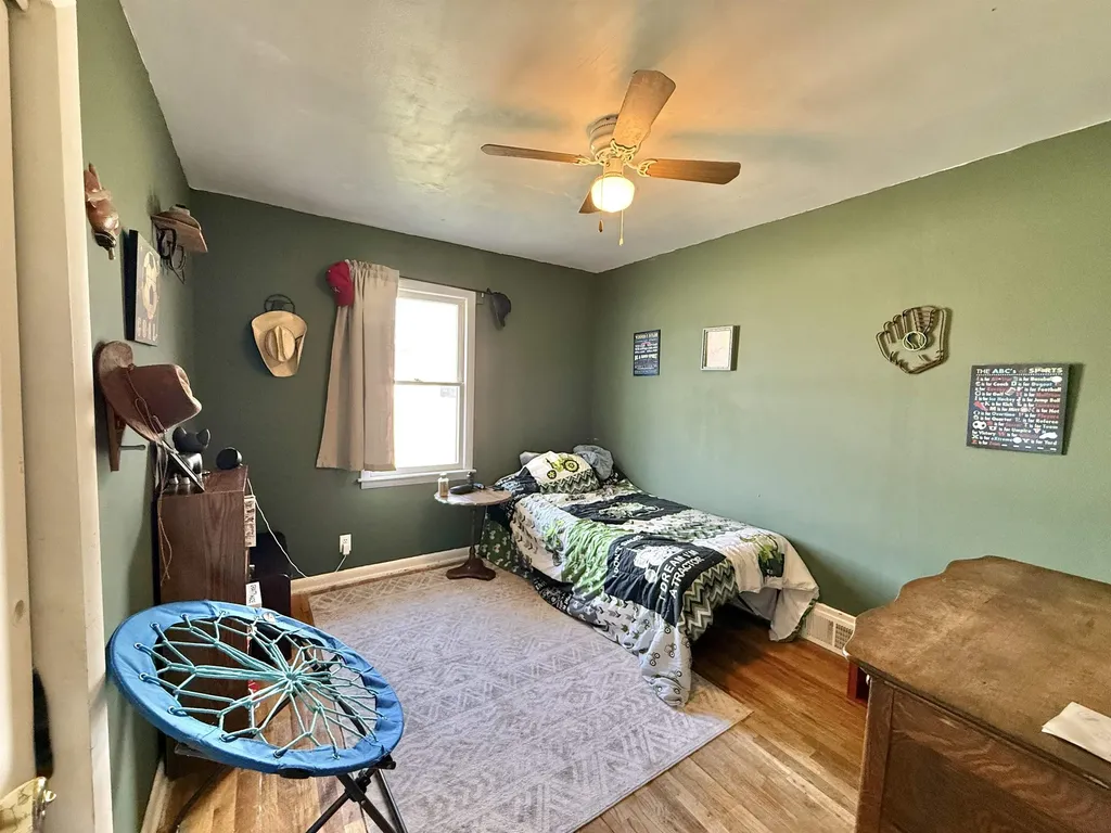 632 W G Kingman KS 67068