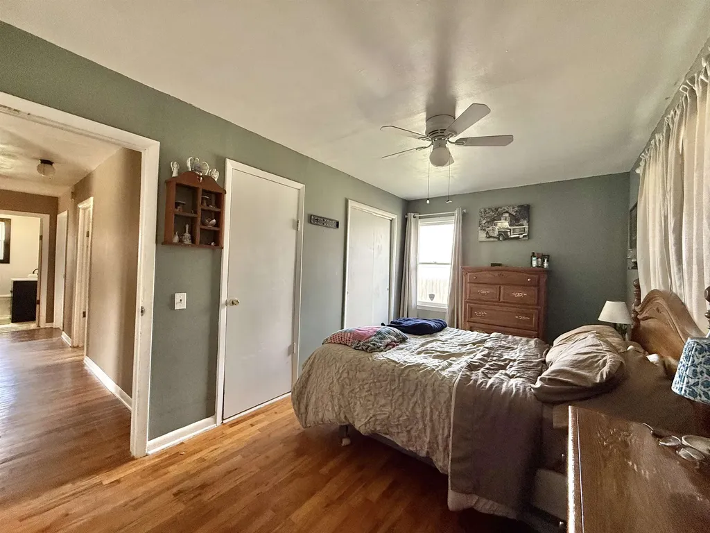 632 W G Kingman KS 67068