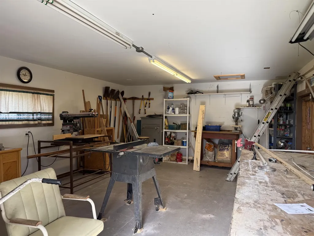 632 W G Kingman KS 67068