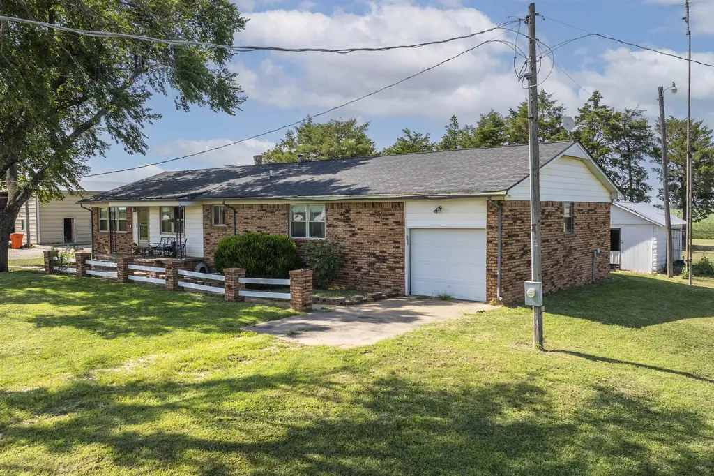 3168 282nd Road Arkansas City KS 67005