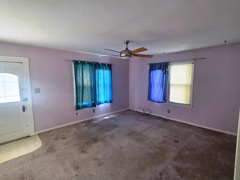 1420 E 9th Newton KS 67114
