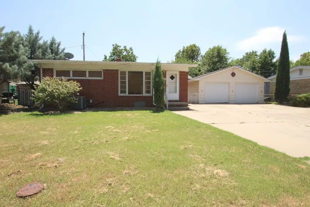 1113 W 27th Wichita KS 67204