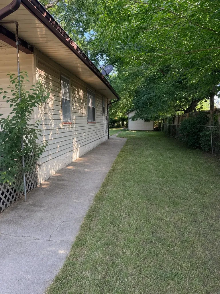 406 W 3rd Street Newton KS 67114