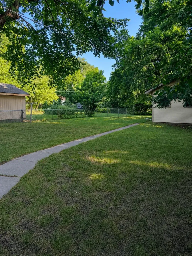 406 W 3rd Street Newton KS 67114