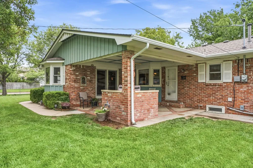 1649 N Kessler Wichita KS 67203