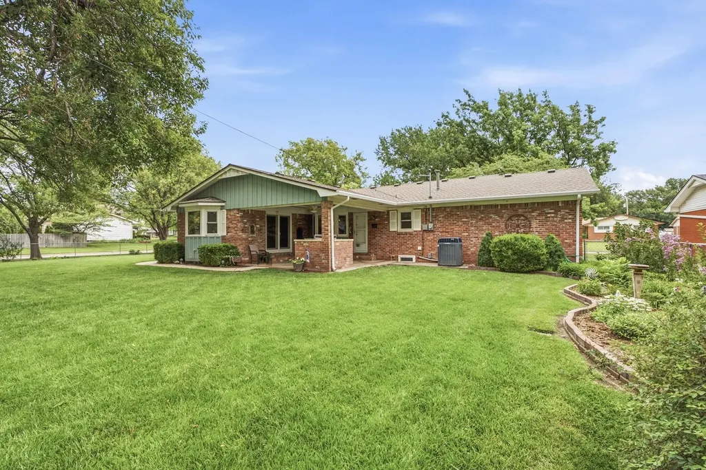 1649 N Kessler Wichita KS 67203