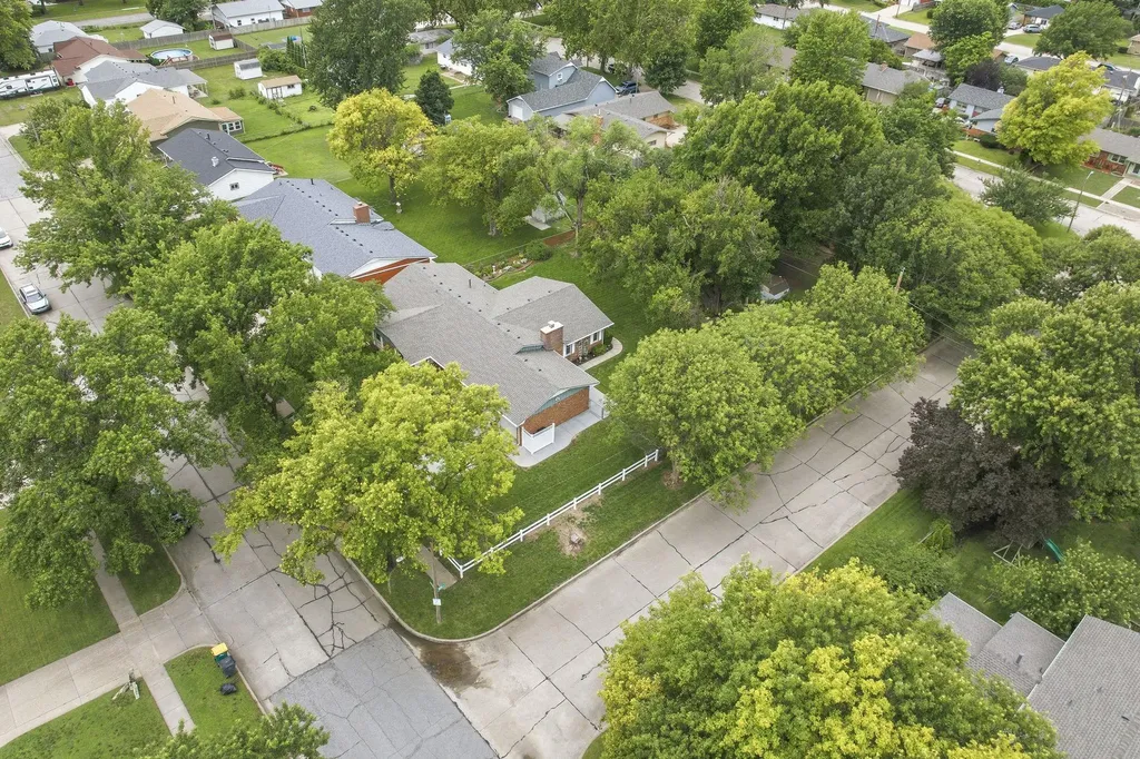 1649 N Kessler Wichita KS 67203