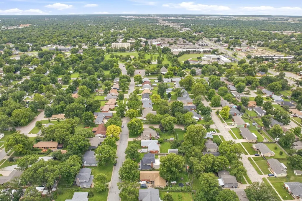 1649 N Kessler Wichita KS 67203