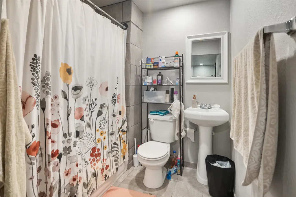 827-829 S Terrace Drive Wichita KS 67218
