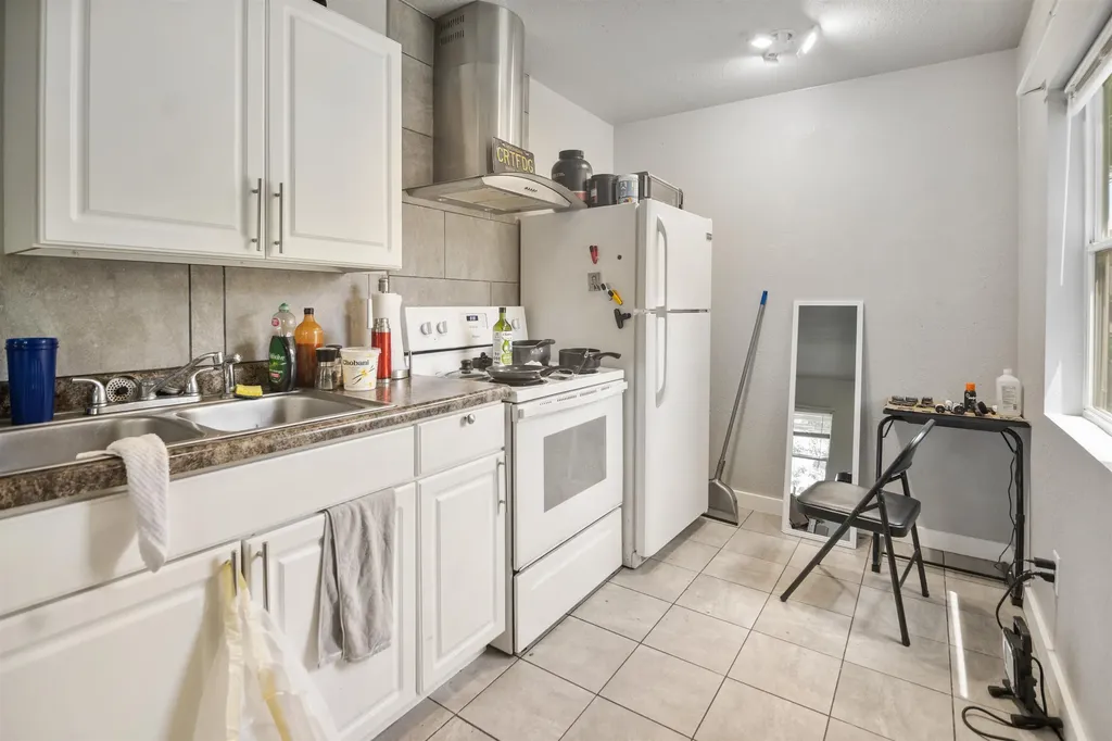 827-829 S Terrace Drive Wichita KS 67218