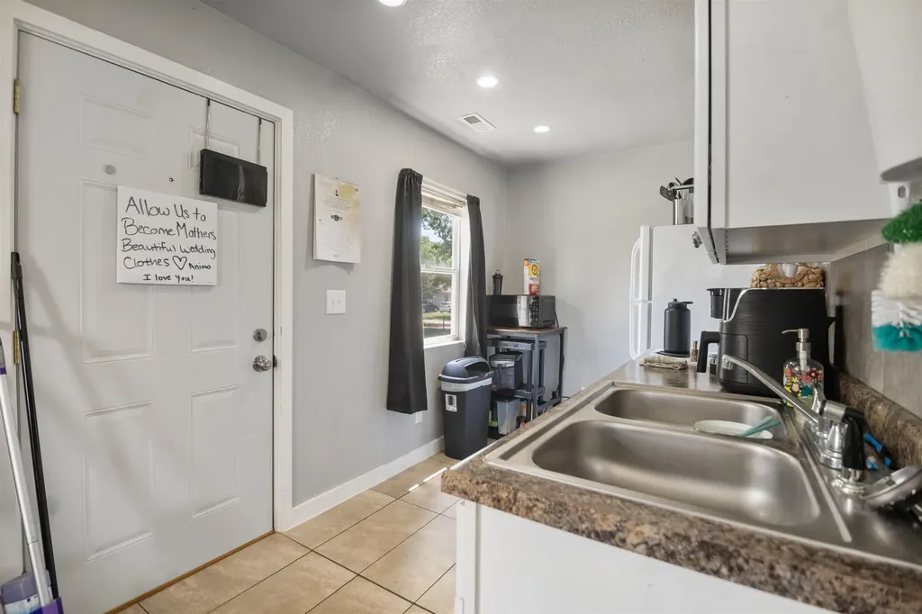 827-829 S Terrace Drive Wichita KS 67218