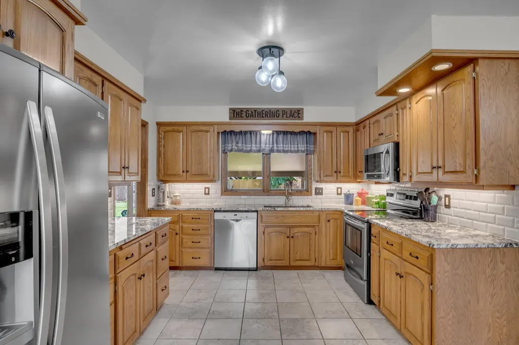 3 Sycamore Court Newton KS 67114