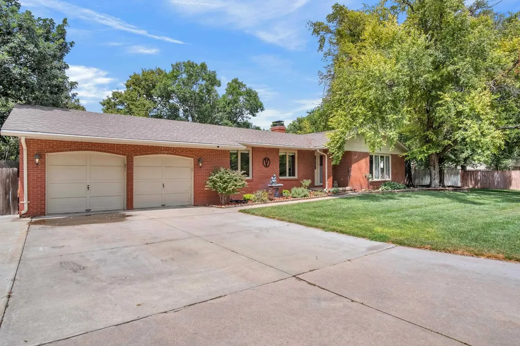 3 Sycamore Court Newton KS 67114